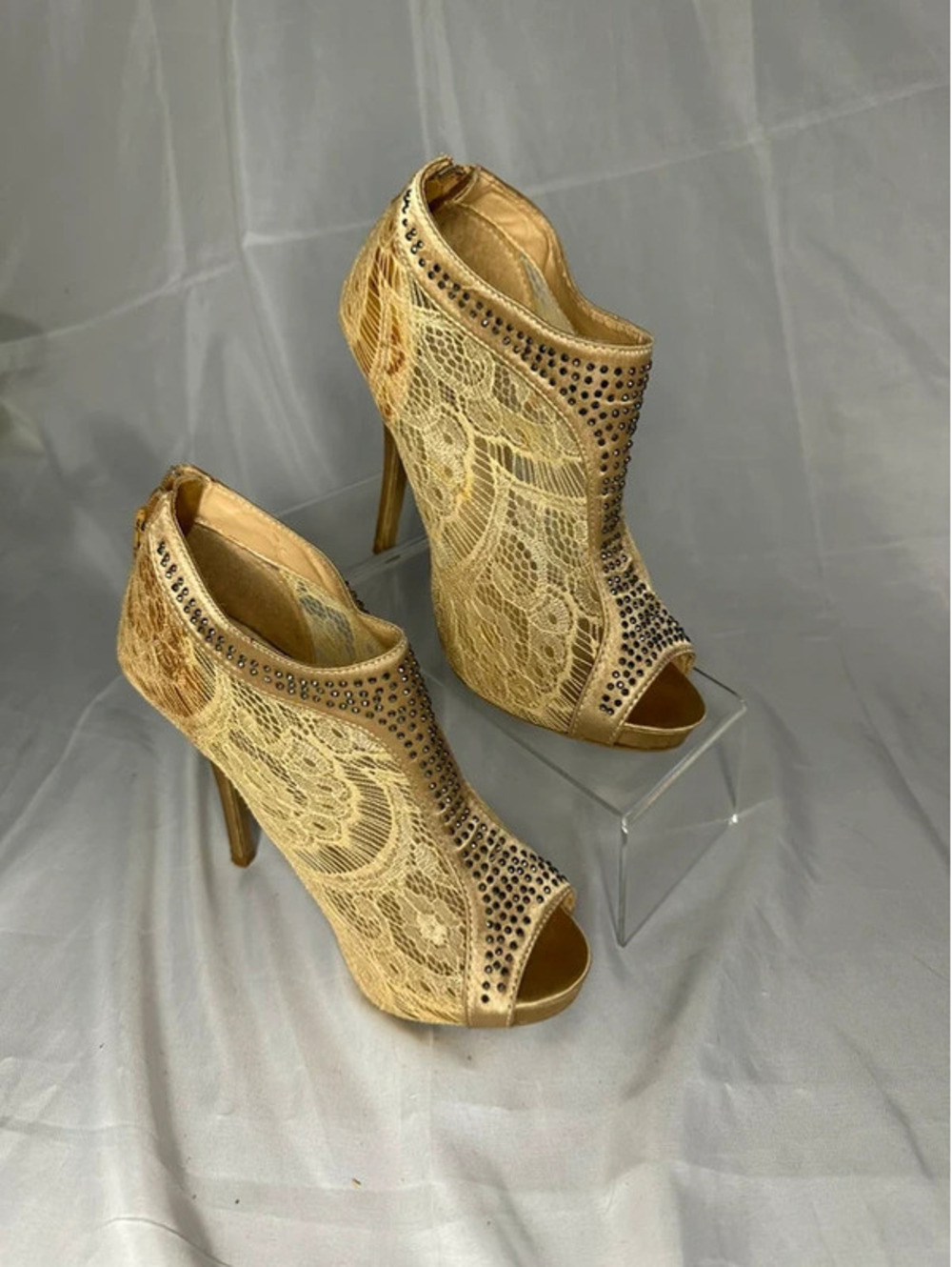 Wild rose shoes